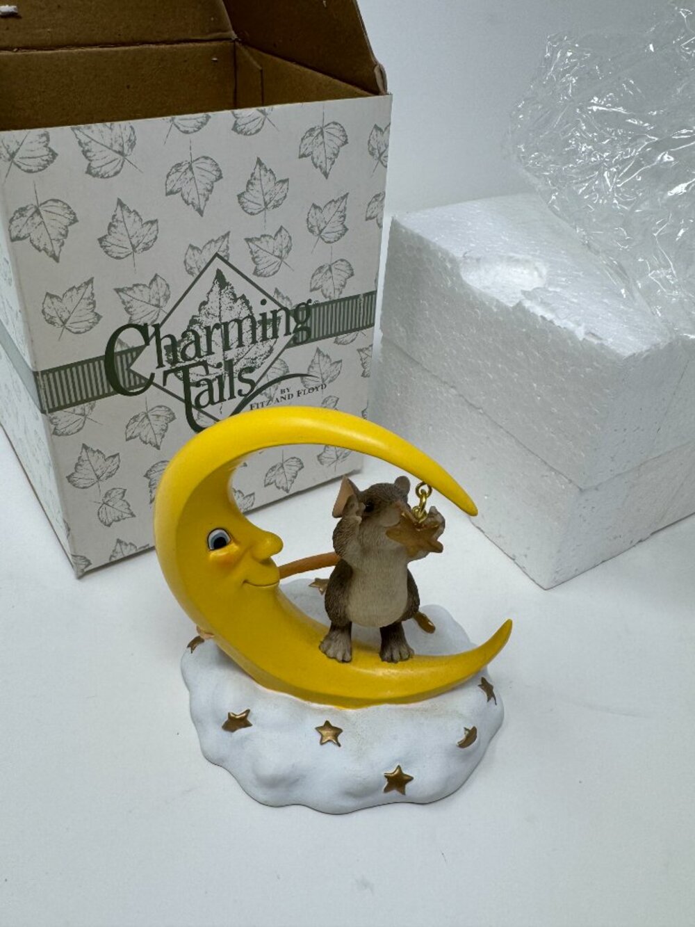 Charming Tails Reach for the Stars Mouse Figurine